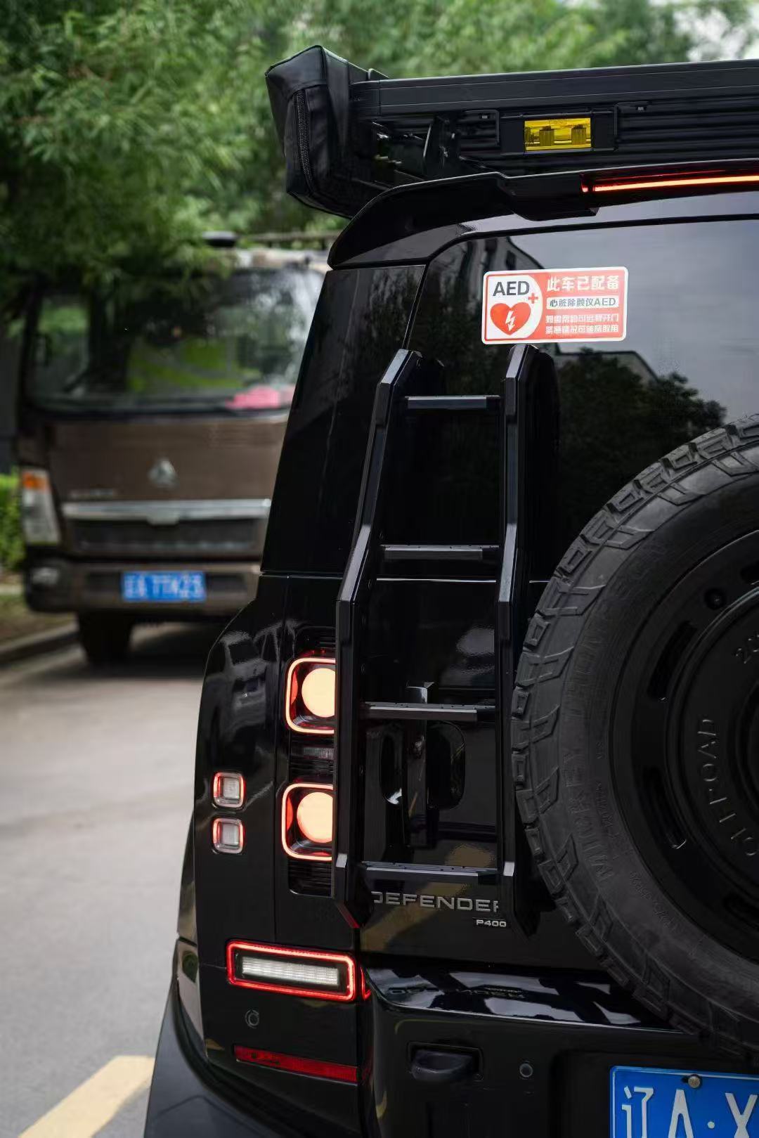 New Defender Tailgate Ladder