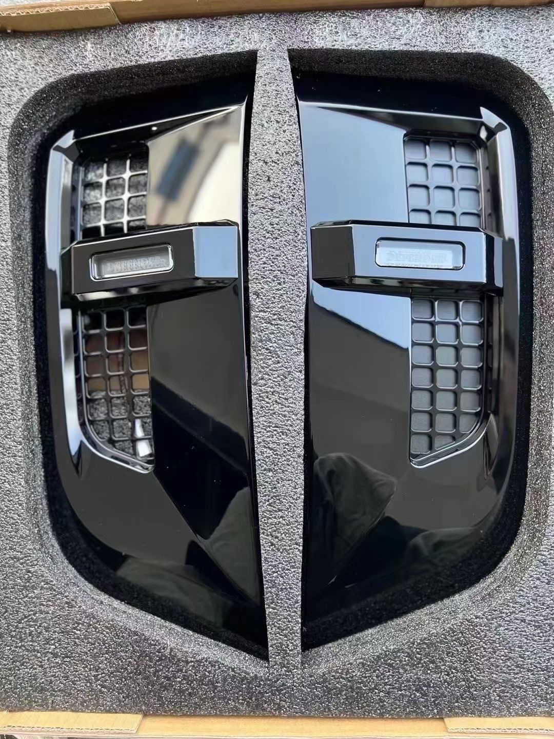 LED side vent